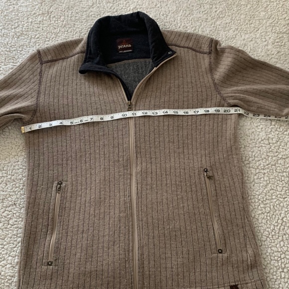 Prana Zip up Sweater size medium - Picture 3 of 8